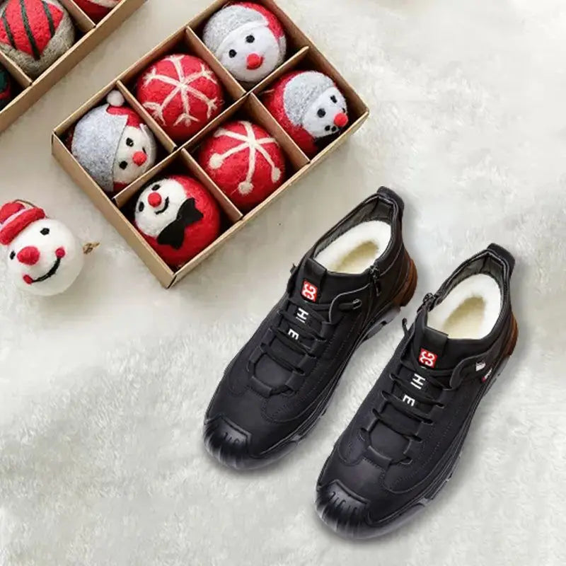 Winter Warmth Snow Men Shoes Outdoor Genuine Leather Mens Casual Sneakers High Top Lace Wool Plush Short Men Boots Fashion